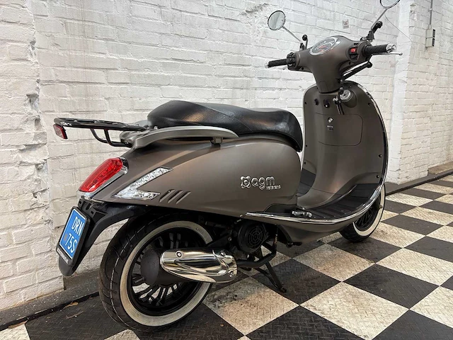 Agm veterano 25 km snorscooter 4takt - afbeelding 5 van  7