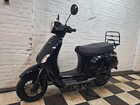 Agm vx riva 25 km snorscooter 4takt - afbeelding 2 van  7