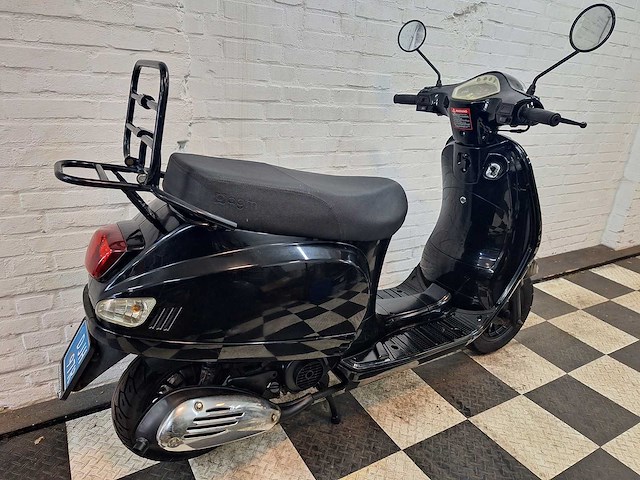 Agm vx riva 25 km snorscooter 4takt - afbeelding 5 van  7