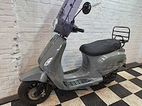Agm vx50 45 km bromscooter 4takt - afbeelding 2 van  7