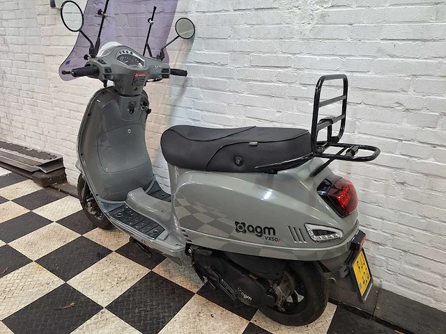 Agm vx50 45 km bromscooter 4takt - afbeelding 3 van  7