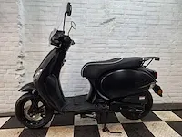 Agm vx50 riva 25km snorscooter 4-takt