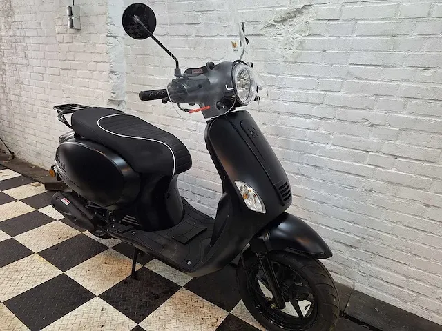 Agm vx50 riva 25km snorscooter 4-takt - afbeelding 7 van  7