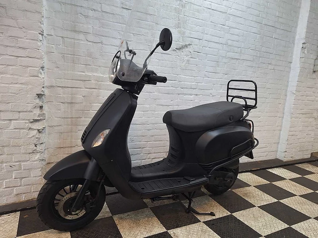 Agm vx50 riva 45 km bromscooter 4takt - afbeelding 2 van  7