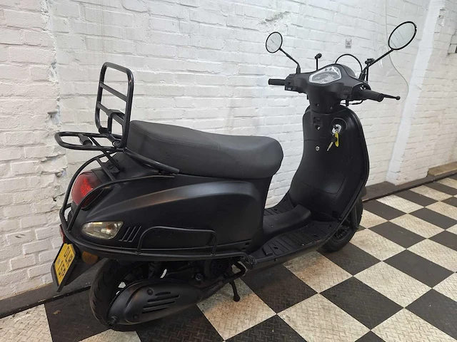 Agm vx50 riva 45 km bromscooter 4takt - afbeelding 5 van  7