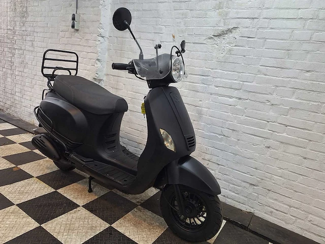 Agm vx50 riva 45 km bromscooter 4takt - afbeelding 7 van  7