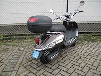 Agm znen - snorscooter - legend (zn50qt-e5) - scooter - afbeelding 9 van  11