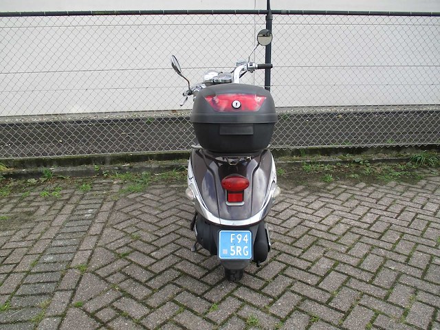 Agm znen - snorscooter - legend (zn50qt-e5) - scooter - afbeelding 10 van  11
