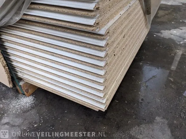 Agnes wand / plafondplaat, veer en groef - afbeelding 2 van  5