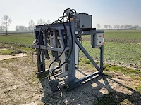 Agrinova p2003-10 kluitsteekmachine - afbeelding 13 van  19