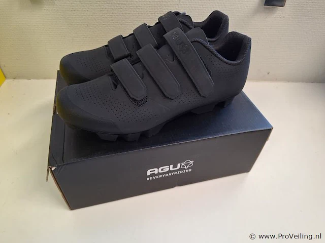 Agu mtb fietsschoenen model mtb m410 | kleur zwart | maat 45 - afbeelding 1 van  8