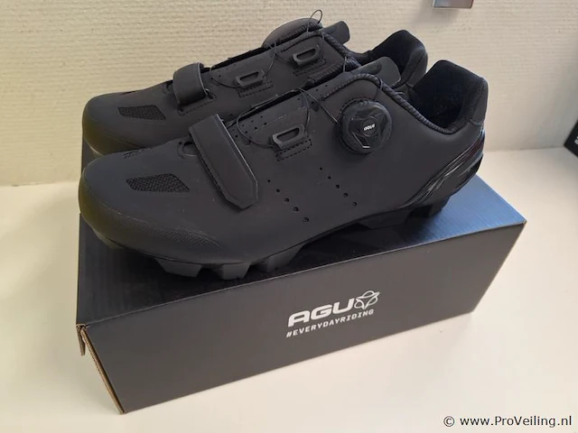 Agu mtb fietsschoenen model mtb m610 | kleur zwart | maat 43 - afbeelding 1 van  8