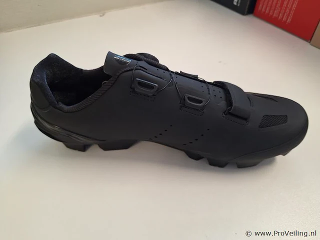 Agu mtb fietsschoenen model mtb m610 | kleur zwart | maat 45 - afbeelding 6 van  8