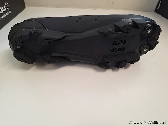 Agu mtb fietsschoenen model mtb m610 | kleur zwart | maat 45 - afbeelding 7 van  8
