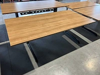Ahrend - in hoogte verstelbaar - desk - afbeelding 1 van  2