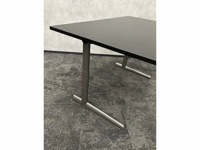 Ahrend 500 - elektrisch bureau 160x80 - afbeelding 12 van  14