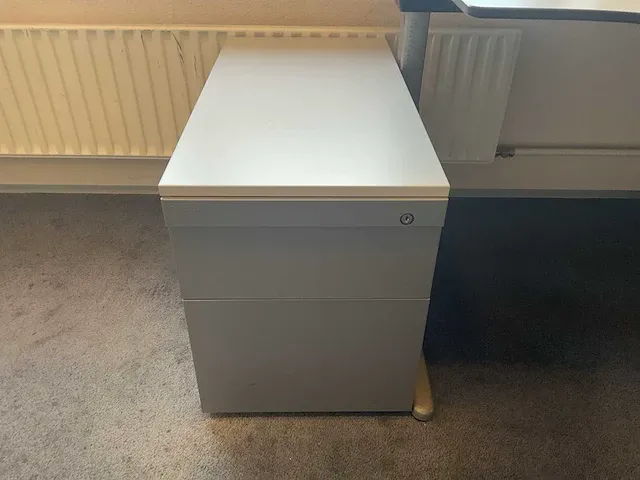 Ahrend bureau (4x) - afbeelding 5 van  10