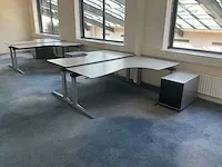 Ahrend bureau (4x)