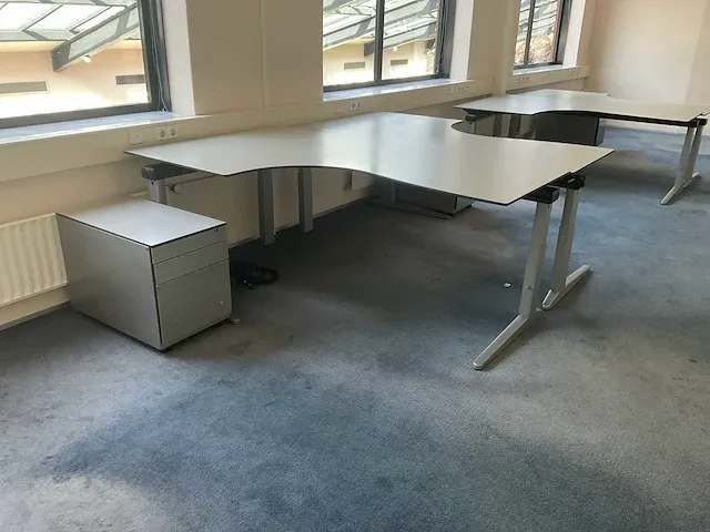 Ahrend bureau (4x) - afbeelding 5 van  5