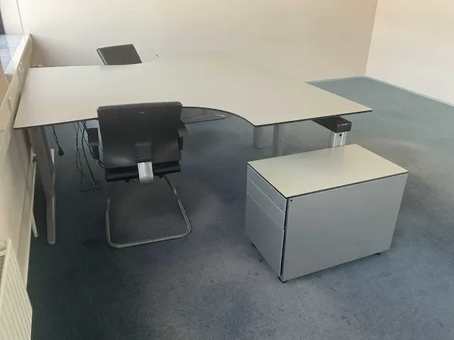 Ahrend bureau (6x) - afbeelding 3 van  7
