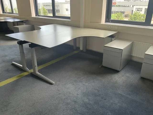 Ahrend bureau (6x) - afbeelding 4 van  8