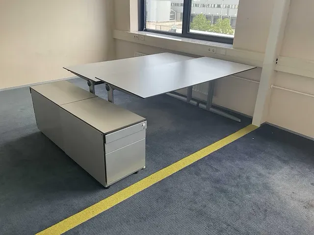 Ahrend bureau (7x) - afbeelding 8 van  12