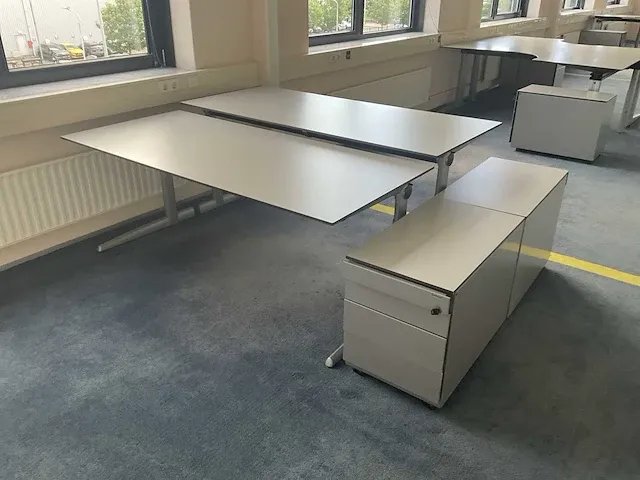 Ahrend bureau (7x) - afbeelding 9 van  12