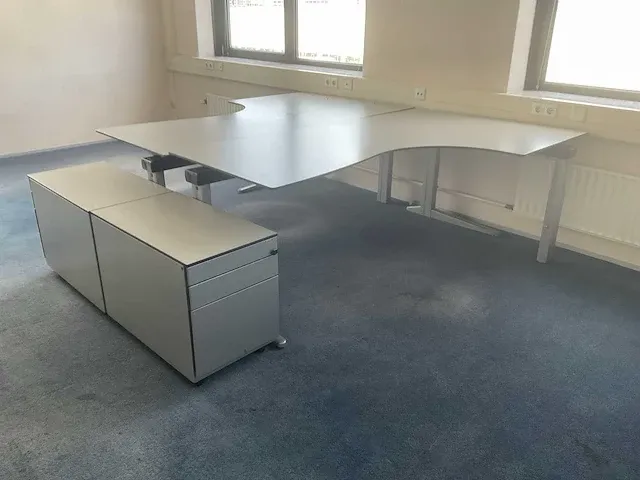 Ahrend bureau (8x) - afbeelding 7 van  10