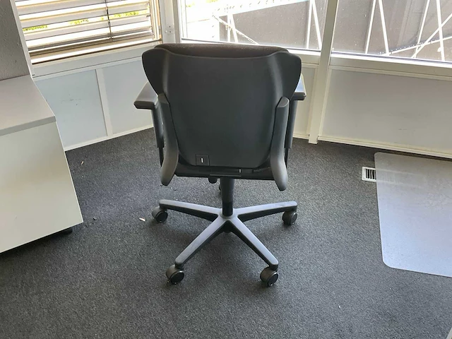 Ahrend bureaustoel - afbeelding 3 van  3