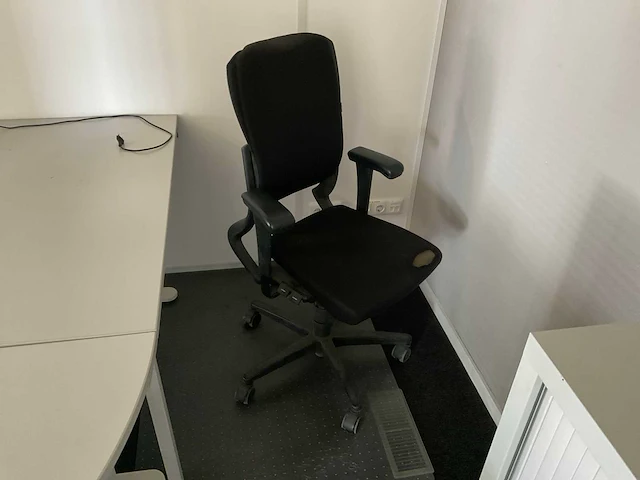 Ahrend bureaustoel - afbeelding 2 van  3