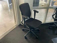Ahrend bureaustoel - afbeelding 2 van  3