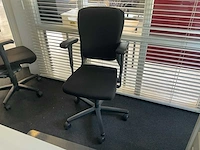 Ahrend bureaustoel - afbeelding 1 van  3
