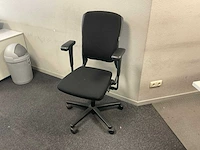 Ahrend bureaustoel - afbeelding 1 van  3