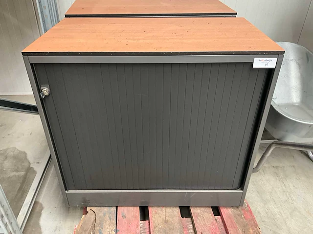 Ahrend schuifdeurkast kast - afbeelding 2 van  4
