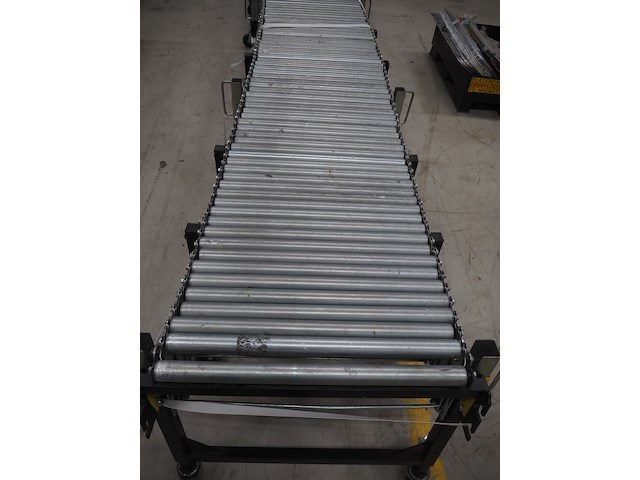 Ahs - afbeelding 4 van  7