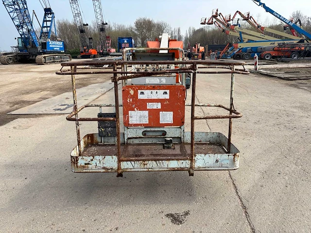 Aichi -sp 21 aj - hoogwerker - afbeelding 3 van  9