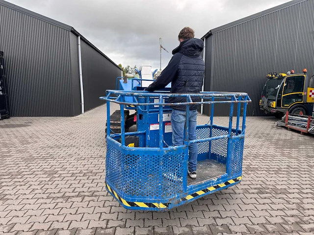 Aichi sr123/isr403 telescoophoogwerker - afbeelding 25 van  50