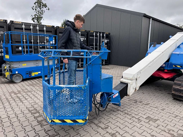 Aichi sr123/isr403 telescoophoogwerker - afbeelding 35 van  50
