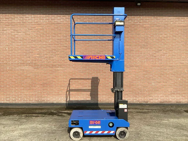 Aichi sv 041 hoogwerker - afbeelding 4 van  8