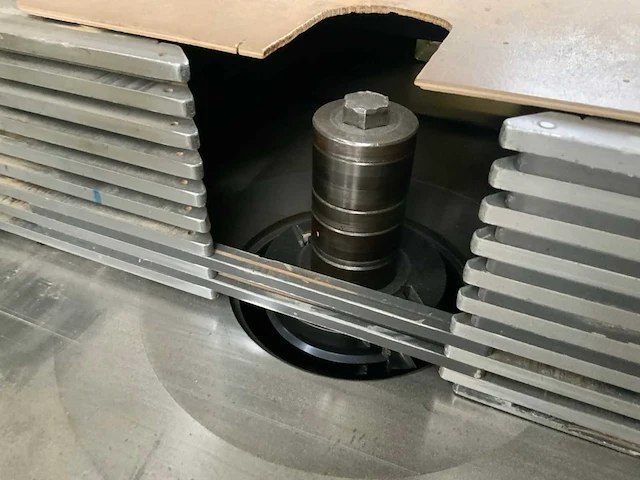Aigner tafel- en spilfreesmachine - afbeelding 5 van  7