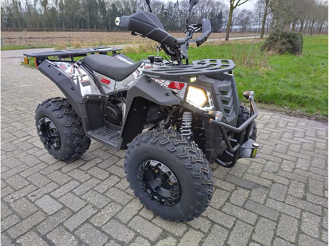 Aiii - commander 200 - quad - afbeelding 12 van  46