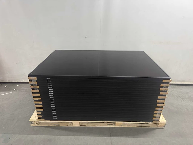 Aiko - set van 24 zonnepanelen (440 wp) en sungrow 10.0k omvormer - afbeelding 2 van  8
