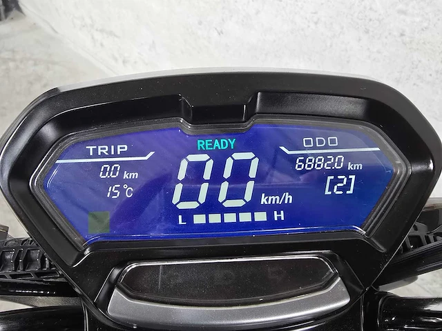 Aima - snorscooter - mine plus - 25km uitvoering elektrische scooter dth72g - afbeelding 7 van  8