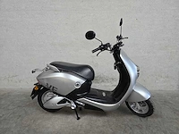 Aima - snorscooter - mine plus - 25km uitvoering elektrische scooter dth72g - afbeelding 2 van  8
