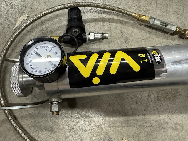 Air intake system cleaner met verpakkingen vloeistof - afbeelding 3 van  8
