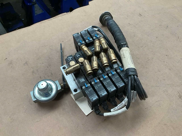 Air line manifold - afbeelding 1 van  6