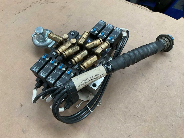 Air line manifold - afbeelding 2 van  6