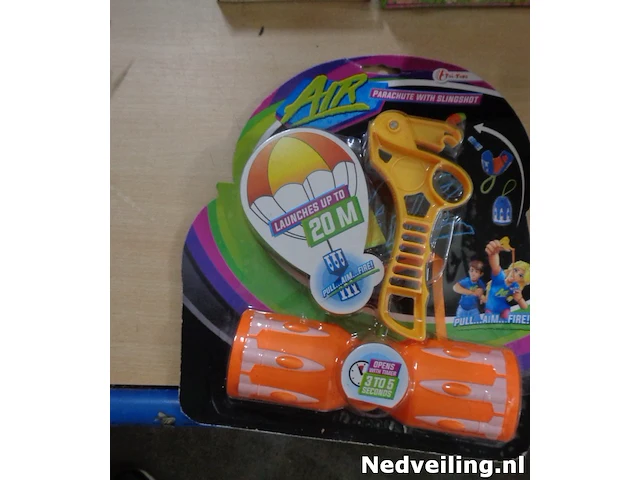 Air parachute met katapult - afbeelding 1 van  3