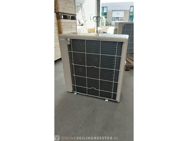 Air to water heat pump mitsubishi, suz-swm40va, bouwjaar 2019 - afbeelding 3 van  7