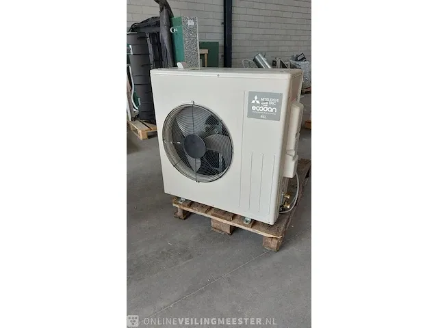 Air to water heat pump mitsubishi, suz-swm40va, bouwjaar 2020 - afbeelding 1 van  6